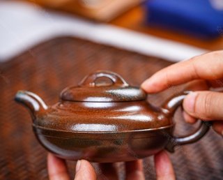 獨家首發(fā)，品名：線圓。泥料：極品紫泥（