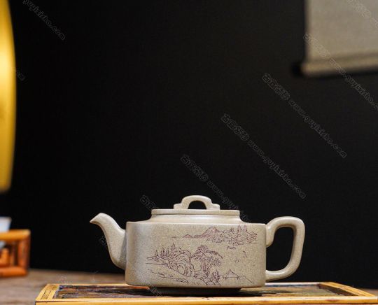 美壺推薦！品名：四方玉鎖作者：工藝美術(shù)